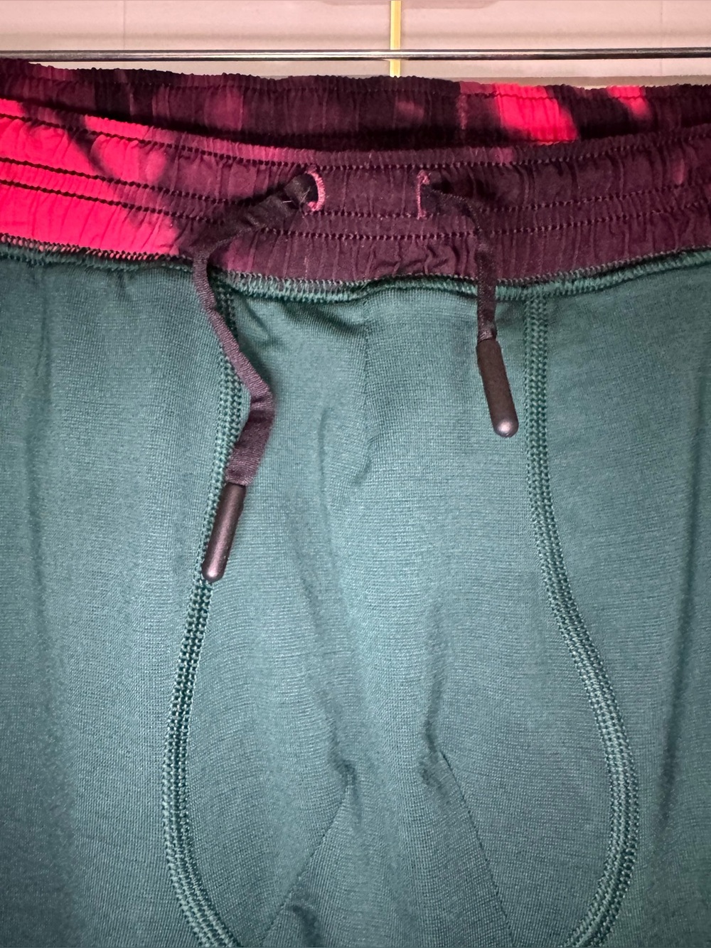 Lululemon Men's Surge Lined Shorts 7" Size Medium - Picture 14 of 16